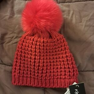 Kyi Kyi Women's Winter Hat Red Pom Pom Wool Blend Chunky Knit Cozy Warm NEW